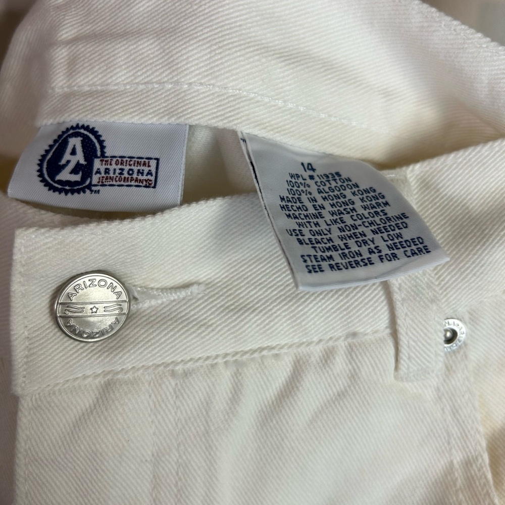 VTG Y2K shorts Arizona Jean Co Embroidered Butterfly Denim White Juniors Size 14 - Picture 8 of 8